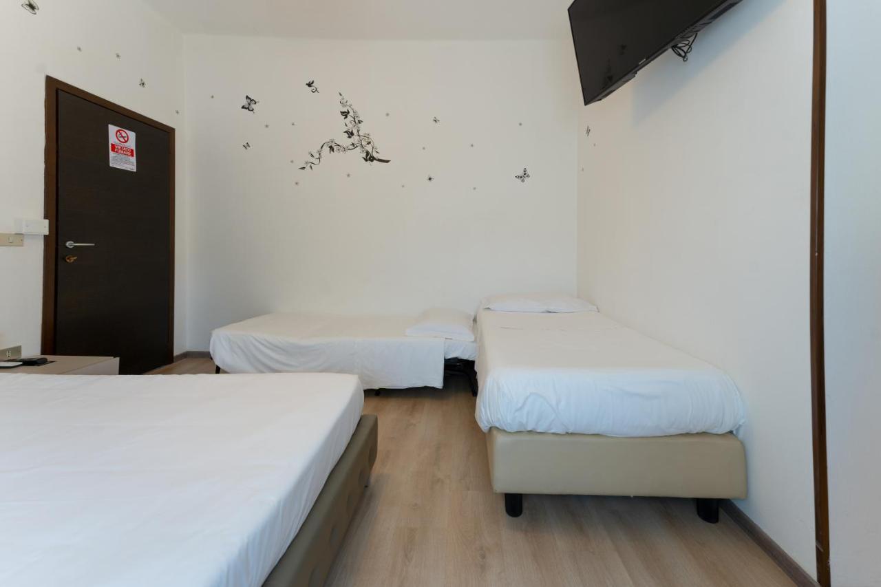 Hotel Benaco Mavras Пескиера дел Гарда Екстериор снимка