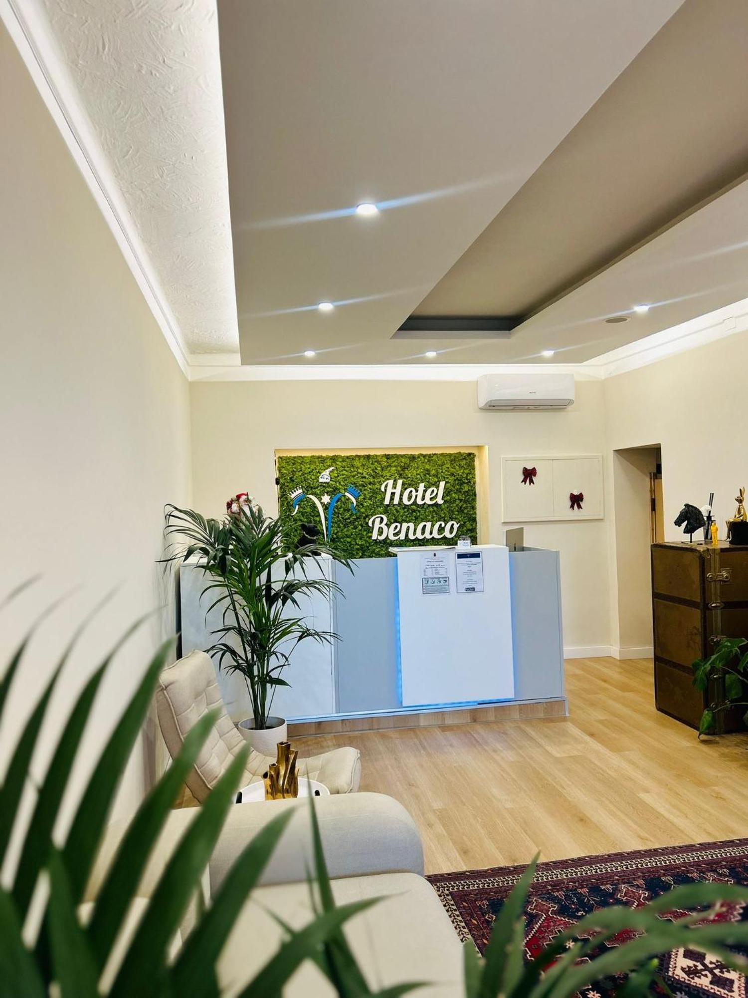 Hotel Benaco Mavras Пескиера дел Гарда Екстериор снимка
