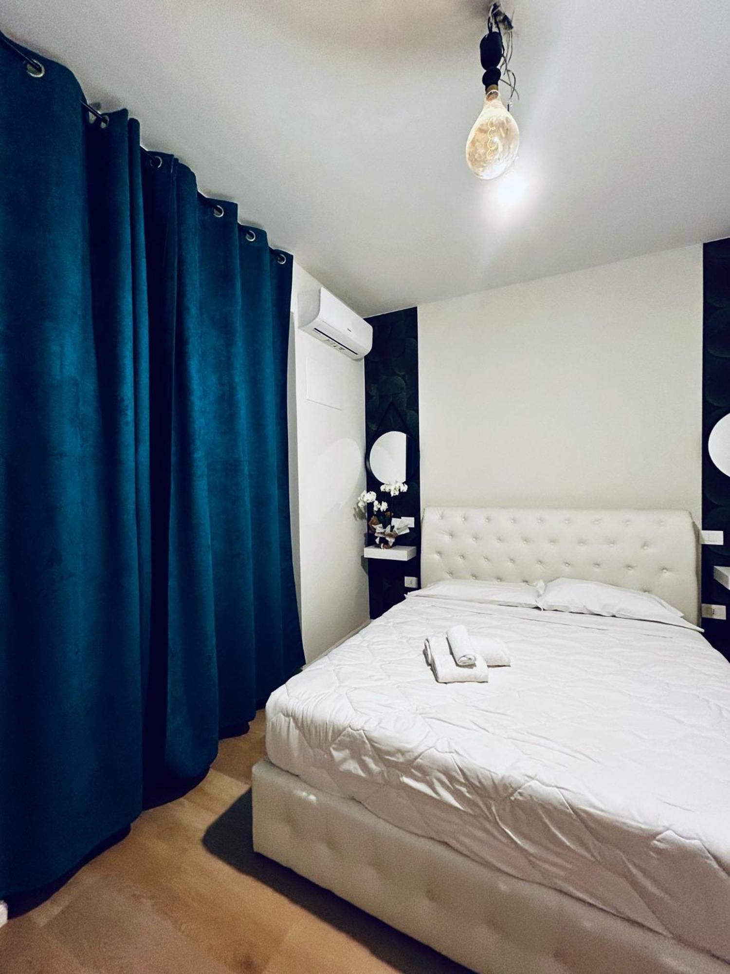 Hotel Benaco Mavras Пескиера дел Гарда Екстериор снимка