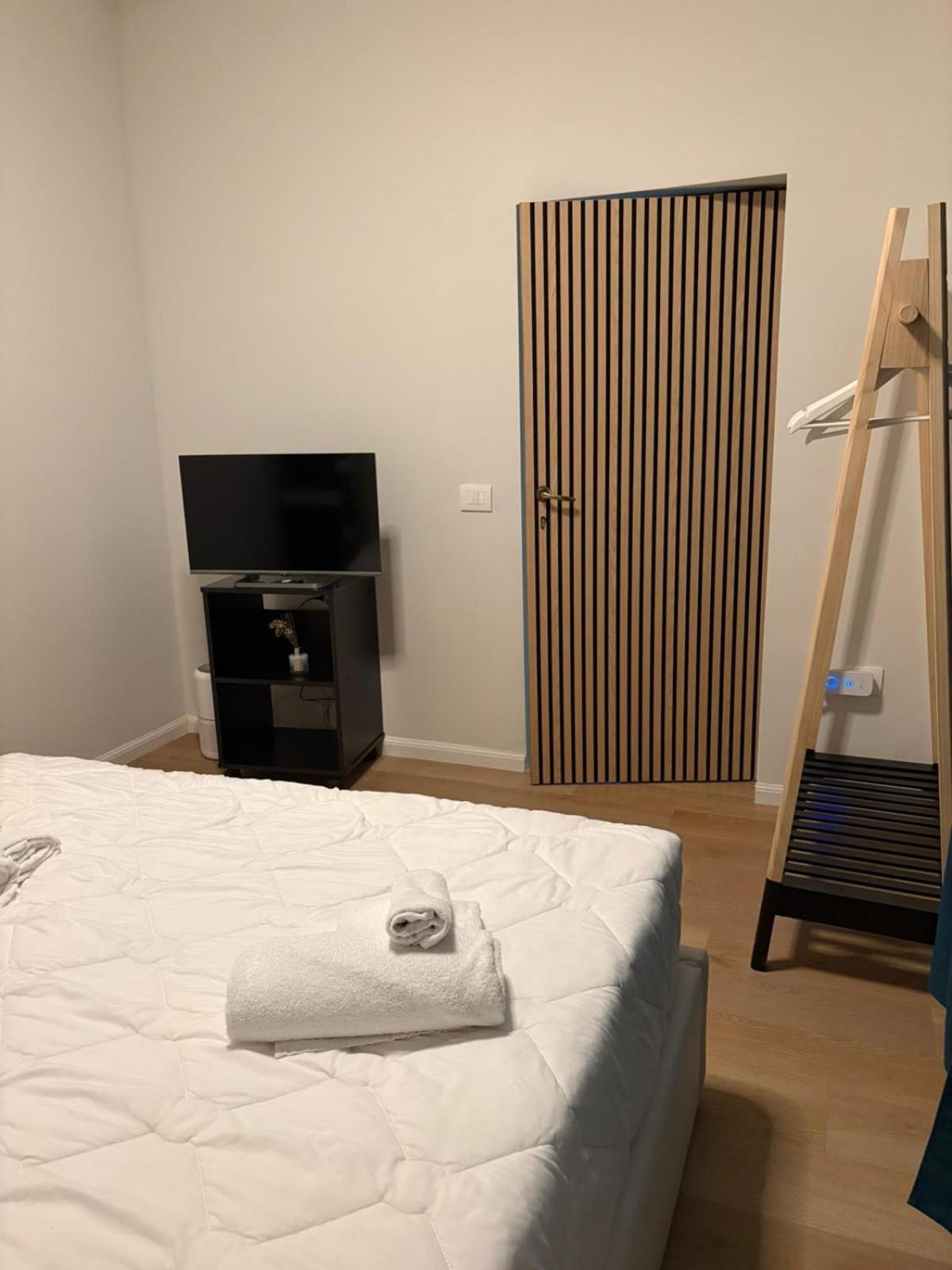 Hotel Benaco Mavras Пескиера дел Гарда Екстериор снимка