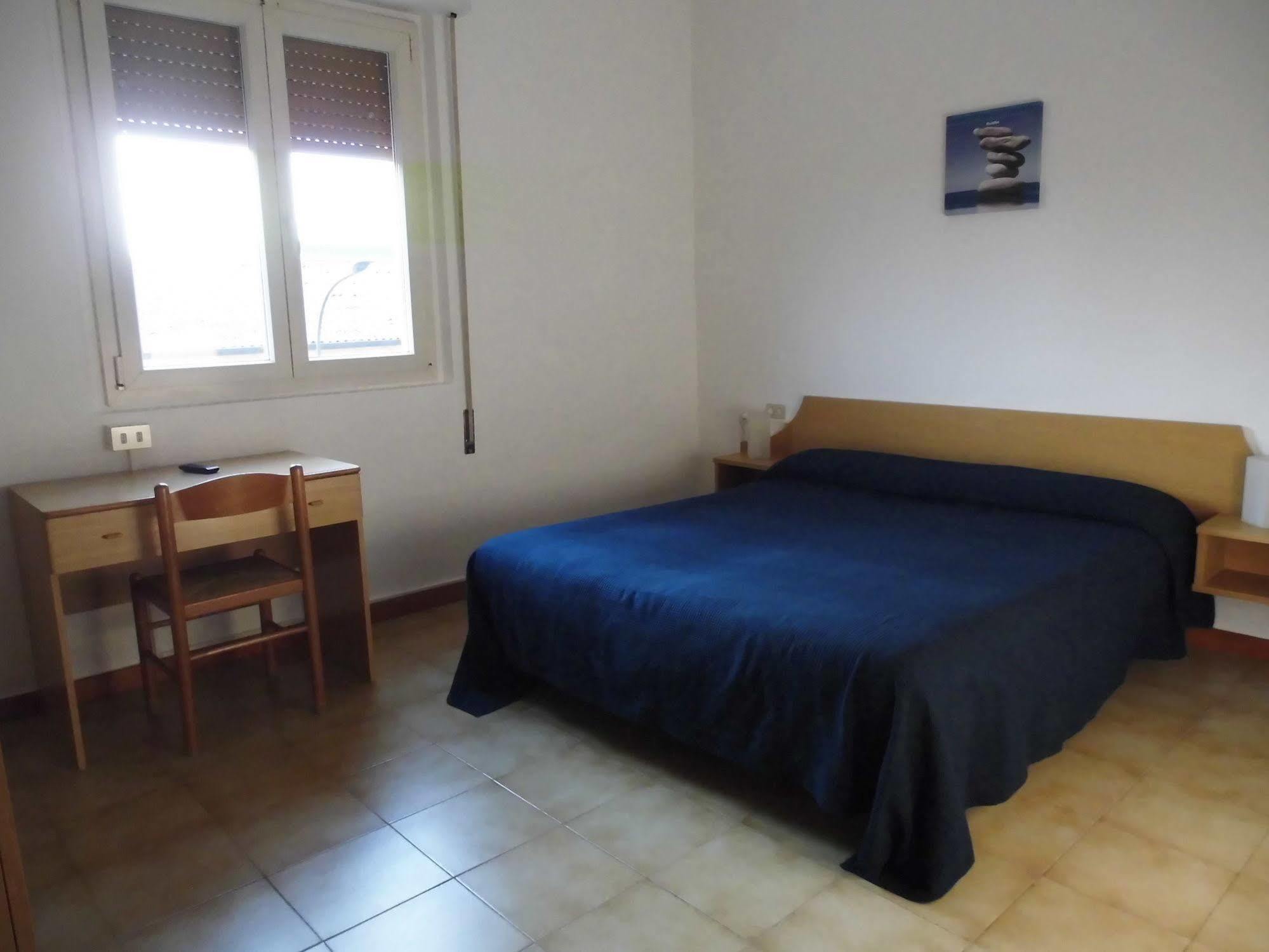Hotel Benaco Mavras Пескиера дел Гарда Екстериор снимка